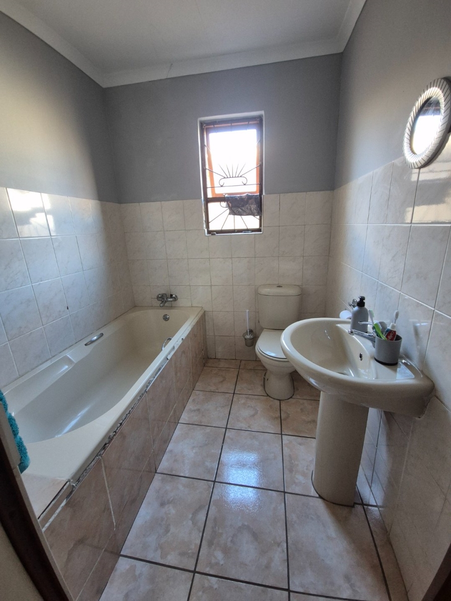3 Bedroom Property for Sale in Motherwell Nu 4 Eastern Cape
